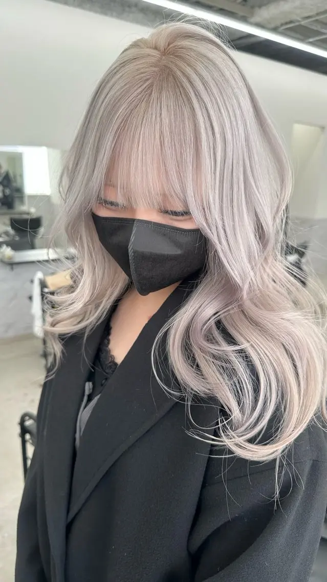 カラー ブリーチ 透明感カラー ハイトーンカラー ヘアカラー ブリーチ/ハイトーン 名古屋栄 リカのヘアスタイル