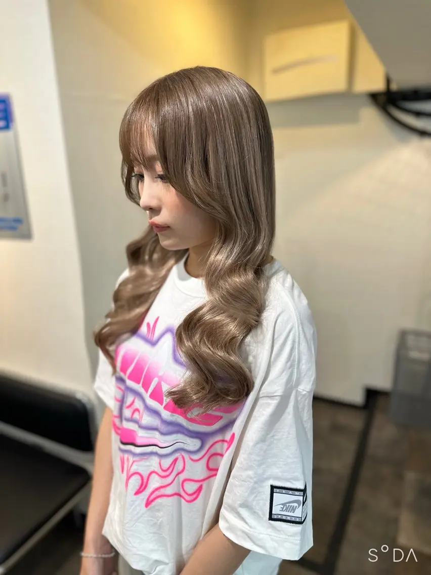 ロング ⭐️エクステ指名 No.1⭐️高頭のヘアスタイル