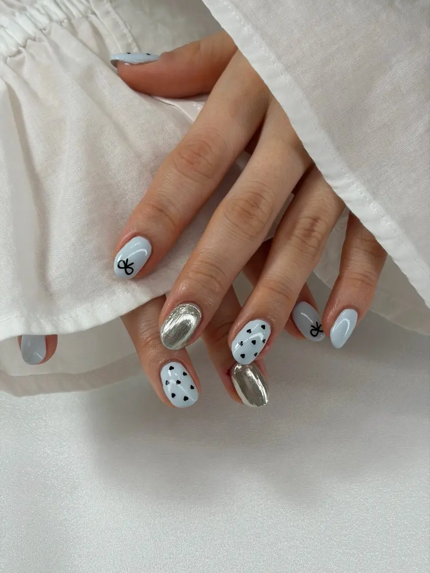 ネイル ブルー ドット ハート 韓国ネイル リボン ハンドネイル iro+ nailのネイルデザイン