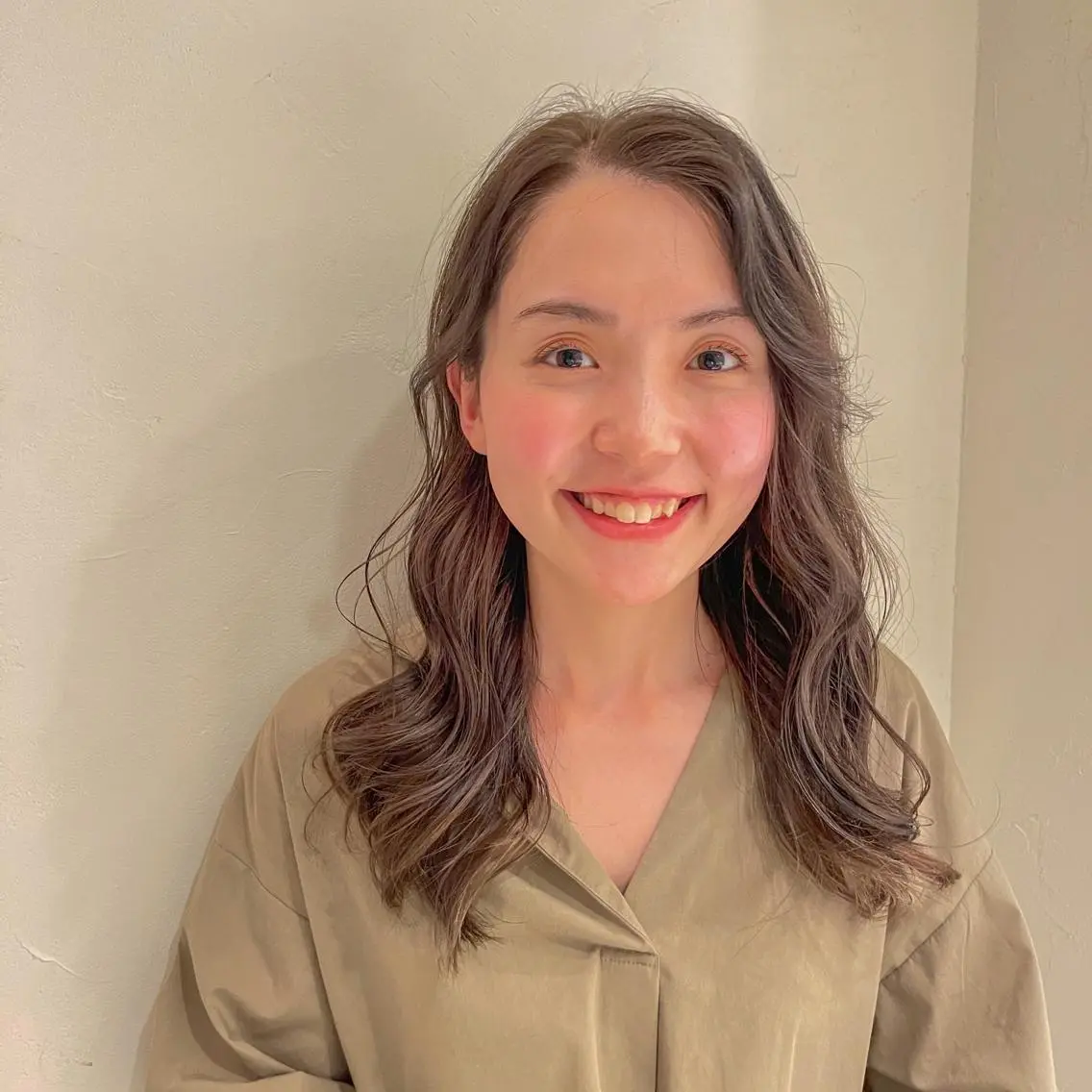 ロング カラー ベージュカラー ハイライトカラー ハイライト 竹尾 優斗のヘアスタイル
