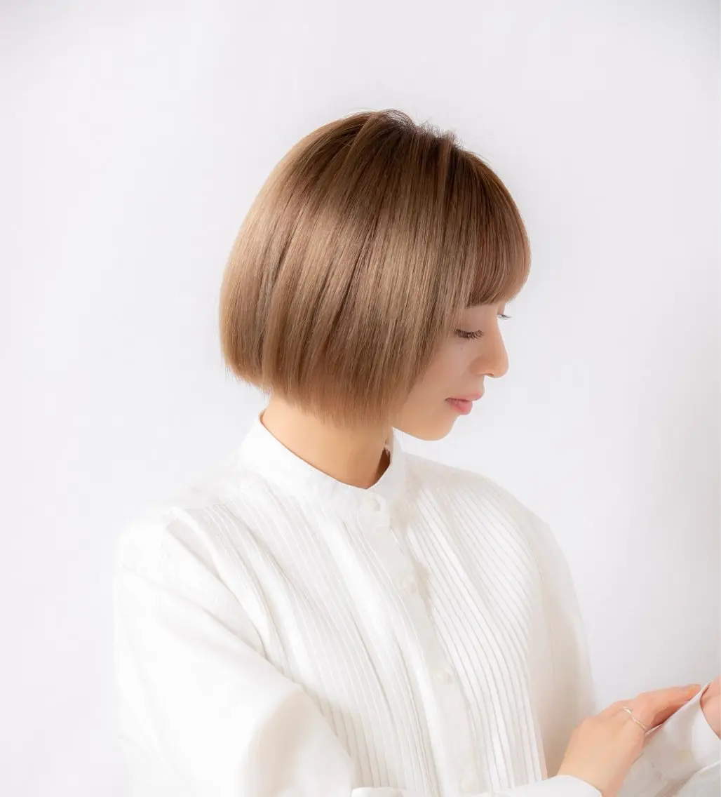 ショート カラー ベージュカラー ハイトーンカラー ハイトーンベージュ ボブ カット トリートメント ヘッドスパ 前髪/ハイライト得意 安西駿一 【銀座】のヘアスタイル