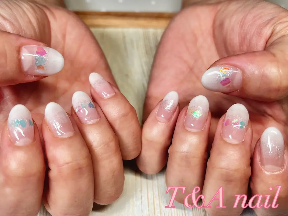 ネイル 長さ出し ジェルネイル グラデーション ニュアンスネイル スカルプネイル T&A nailのネイルデザイン