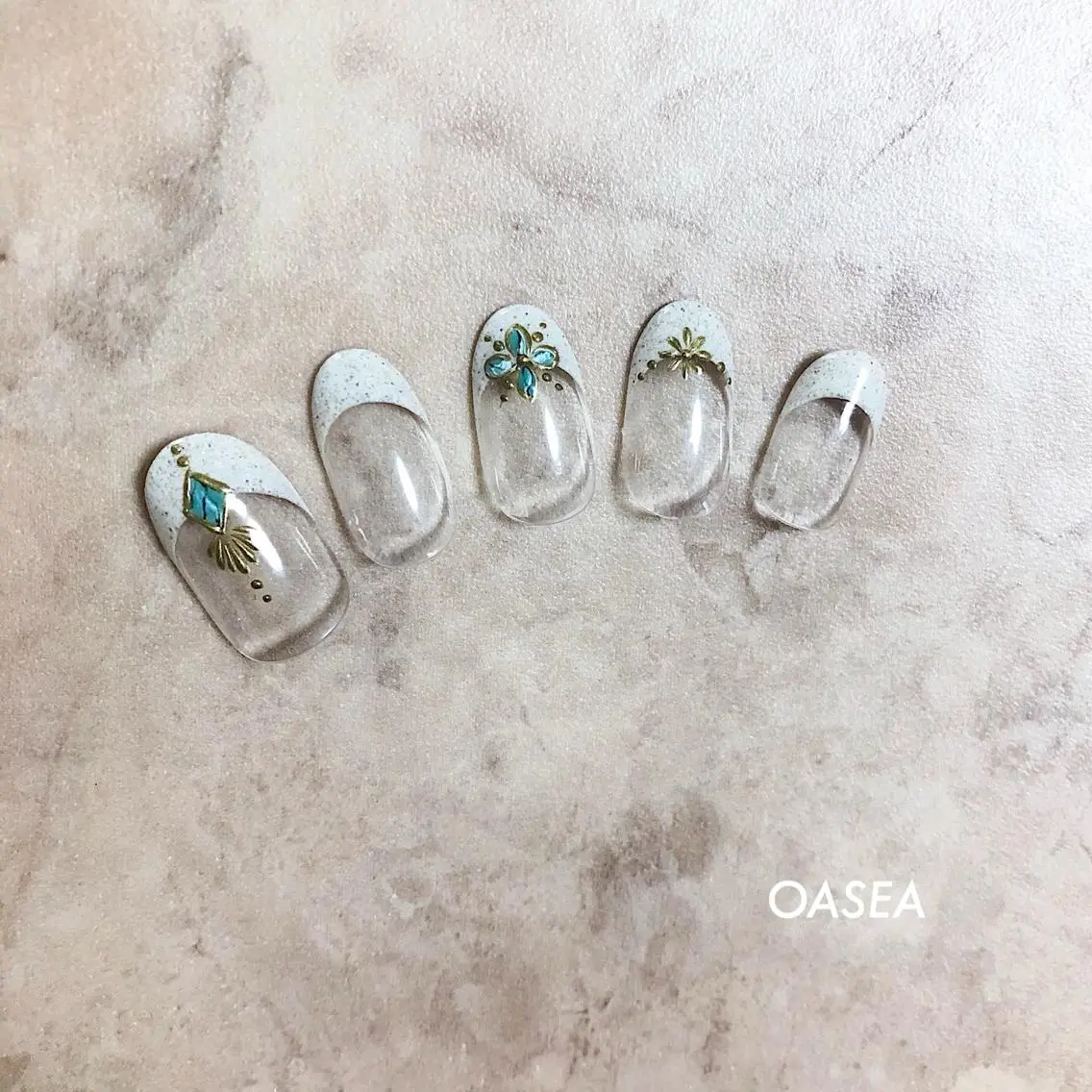 ネイル 🌞💜 KAORI 🌴のネイルデザイン