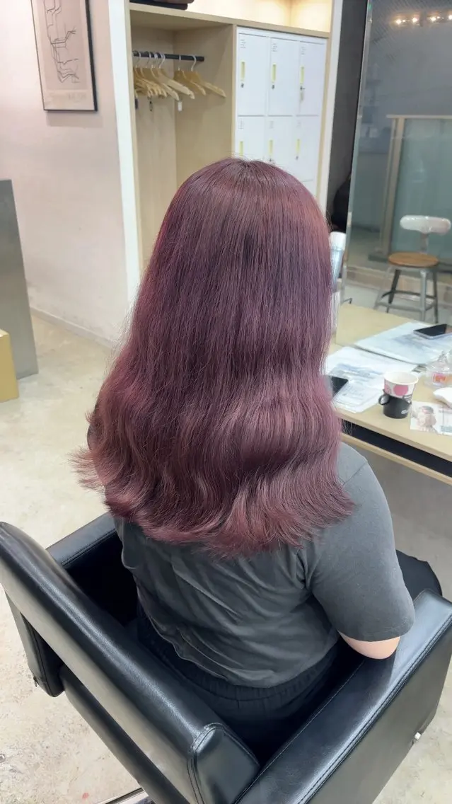 ロング カット ヘアカラー 🪽髪質改善縮毛矯正 🤍MIU🤍のヘアスタイル
