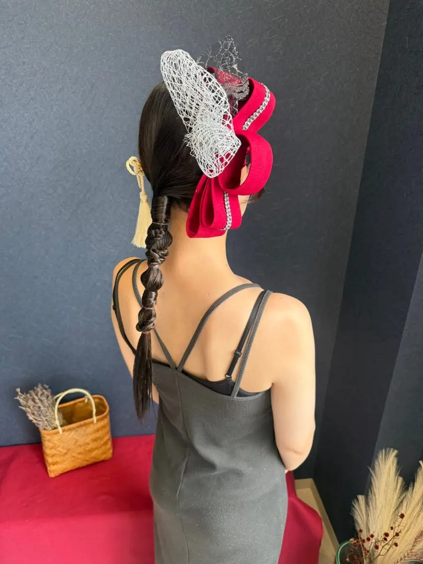 【 ⭐︎成人式,卒業式ヘアセット 】 ¥5500 ※当日までにやりたい髪型のお写真などを送っていただきたいです。の写真