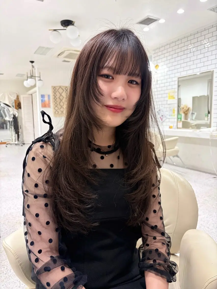 ロング ヘアカラー トリートメント LOMARLIE / yunaのヘアスタイル