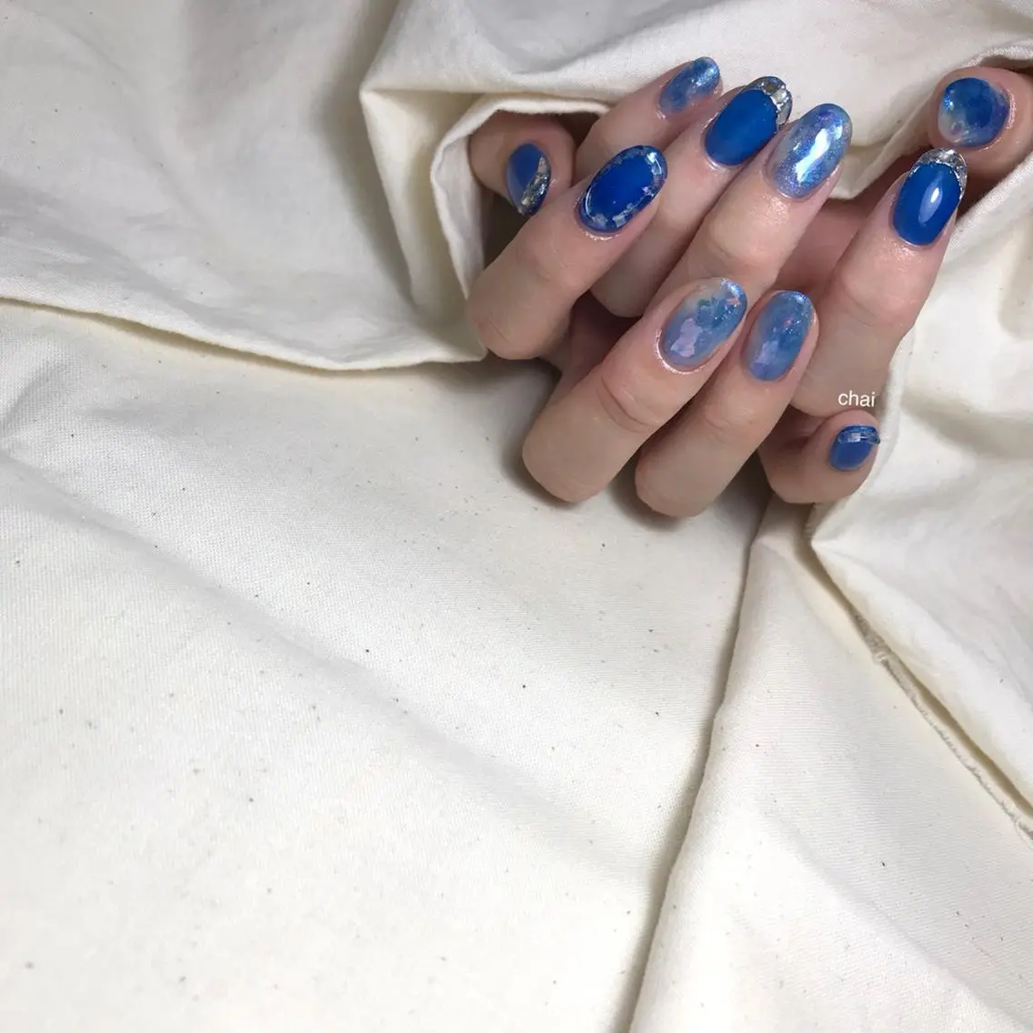 ネイル ブルー フレンチネイル ガラスフレンチ ニュアンスネイル ハンドネイル chai nail _ai📍鶴橋/桃谷のネイルデザイン