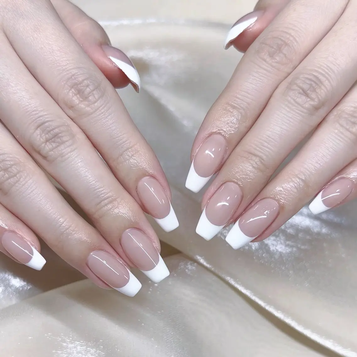 メンズ ネイル メンズ韓国風 アートネイル オーロラネイル ガーリー キラキラネイル ハンドネイル Nail salon 木にいるのネイルデザイン