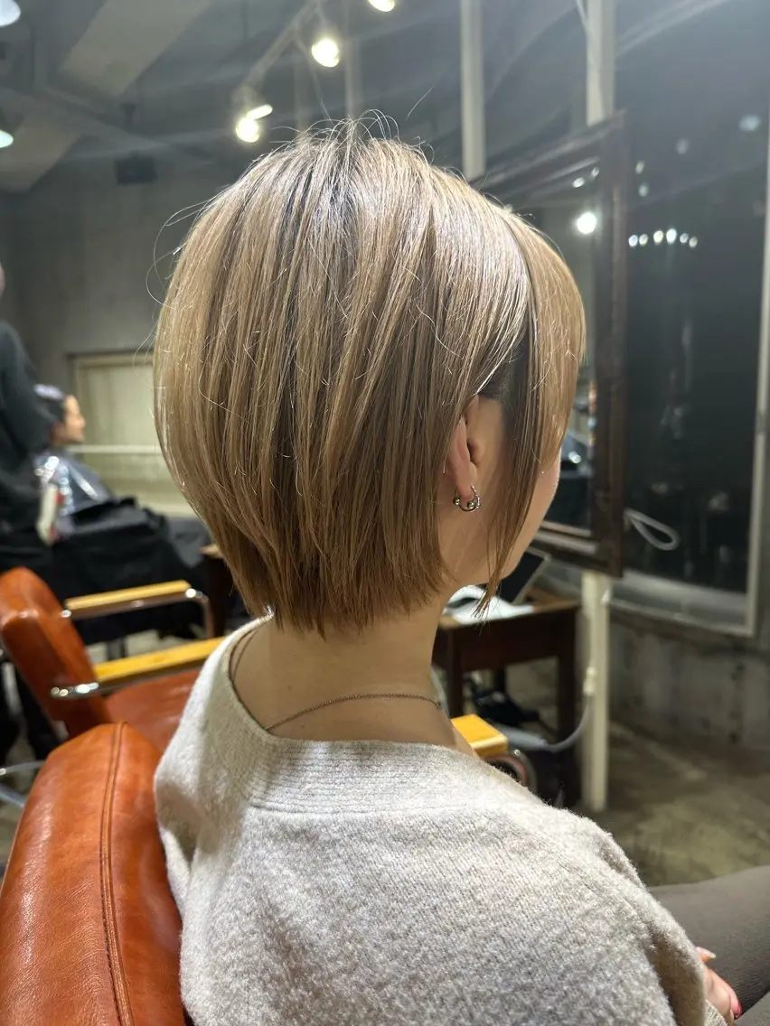 ショート 🔥コテ巻き風 ボブパーマ🔥のヘアスタイル