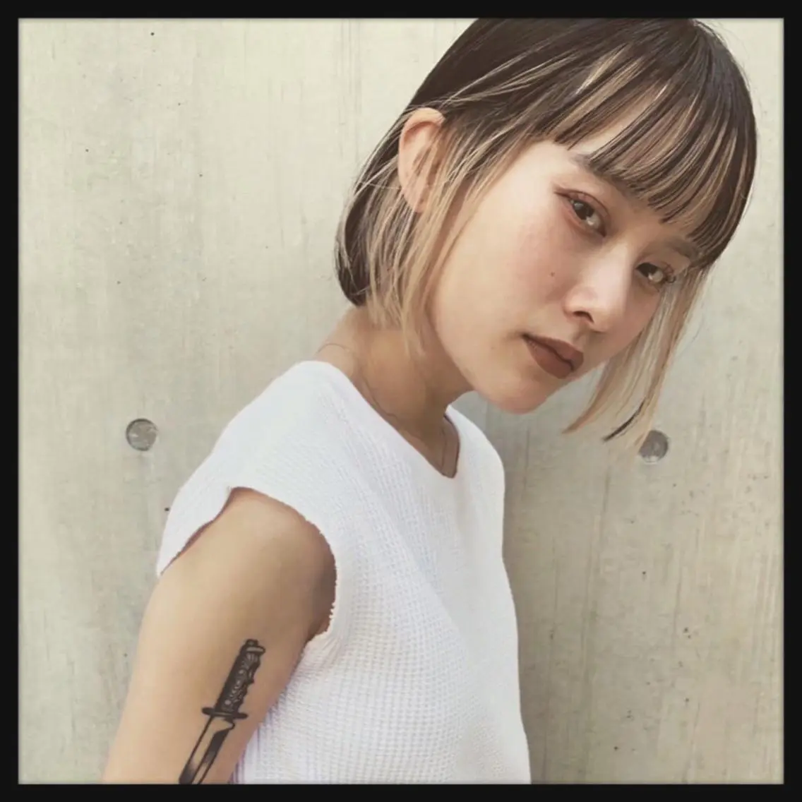 ショート カラー パーマ ヘアアレンジ メンズ キッズ ネイル マツエク・マツパ アイブロウ カット ヘアカラー トリートメント ヘアセット ☔️髪質改善🉐割✨ 🐸“ever”🐸のヘアスタイル