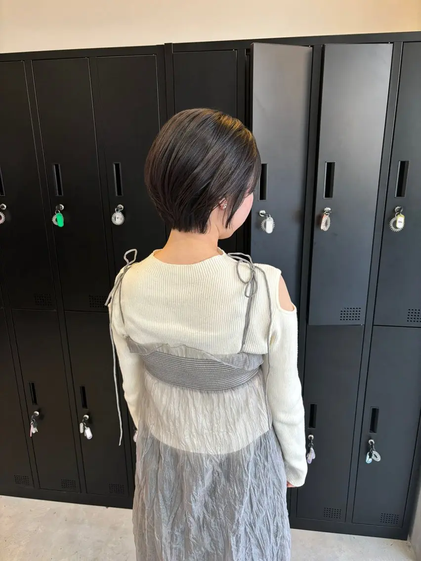 ショート カラー バレイヤージュ ブリーチ ケアブリーチ ダブルカラー イヤリングカラー 長谷川 湧のヘアスタイル
