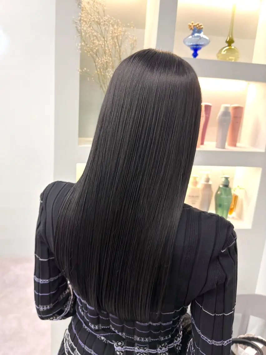 【髪質改善】カット+ハイ透明感カラー+中性ストレート+TR    ￥32450の写真