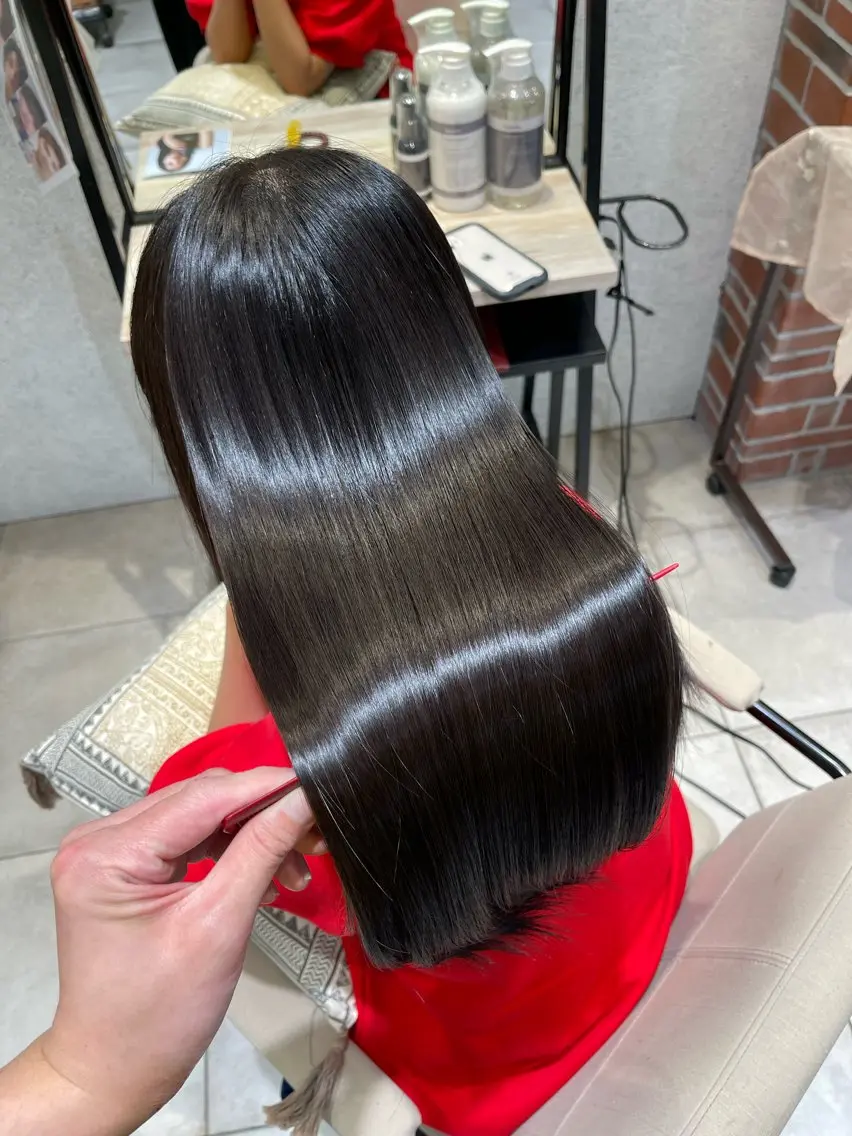 ロング カット 縮毛矯正 トリートメント 🎁毎月通える価格✨ QUATRO金子裕也のヘアスタイル