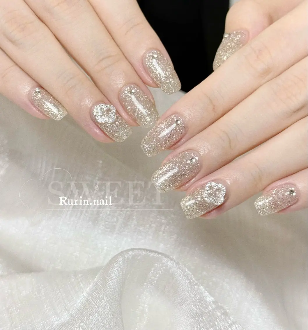 ネイル ハンドネイル ルリン サロン💅のネイルデザイン