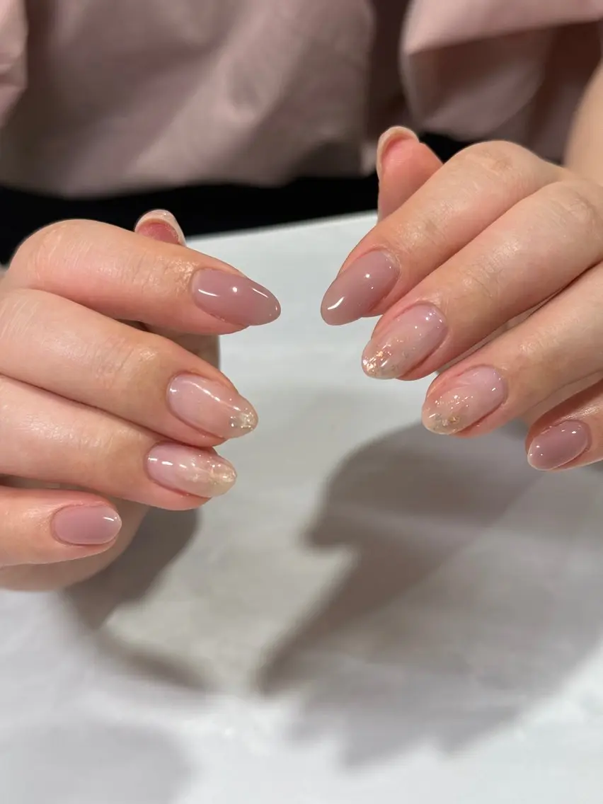 ネイル ジェルネイル ニュアンスネイル オフィスネイル パラジェル シンプルネイル tete nailstudioのネイルデザイン