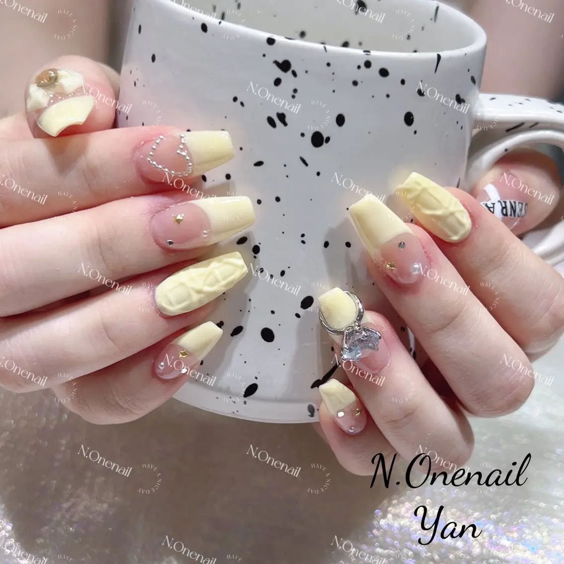 ネイル ハンドネイル 長いだし/スカルプ/ パラシェルN.oneのネイルデザイン