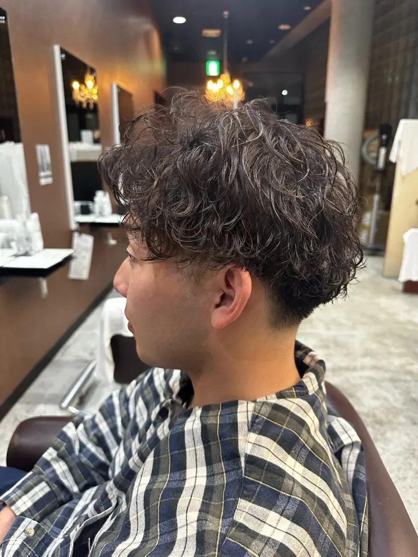 パーマ メンズ 岩永 大夢のヘアスタイル
