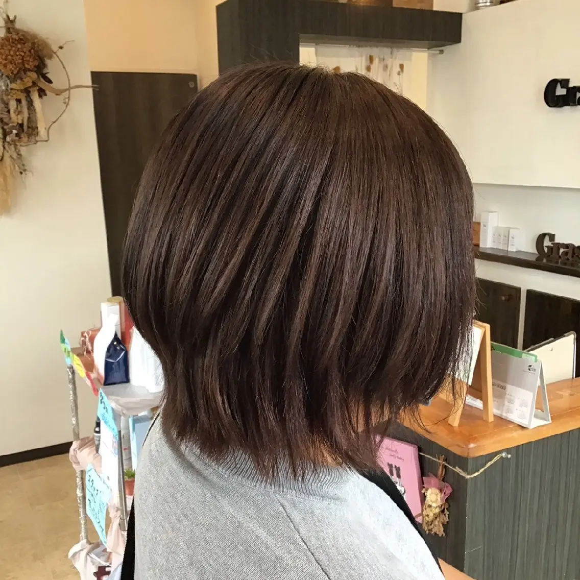 ミディアム ヘアカラー Nanami/ 似合わせカットのヘアスタイル
