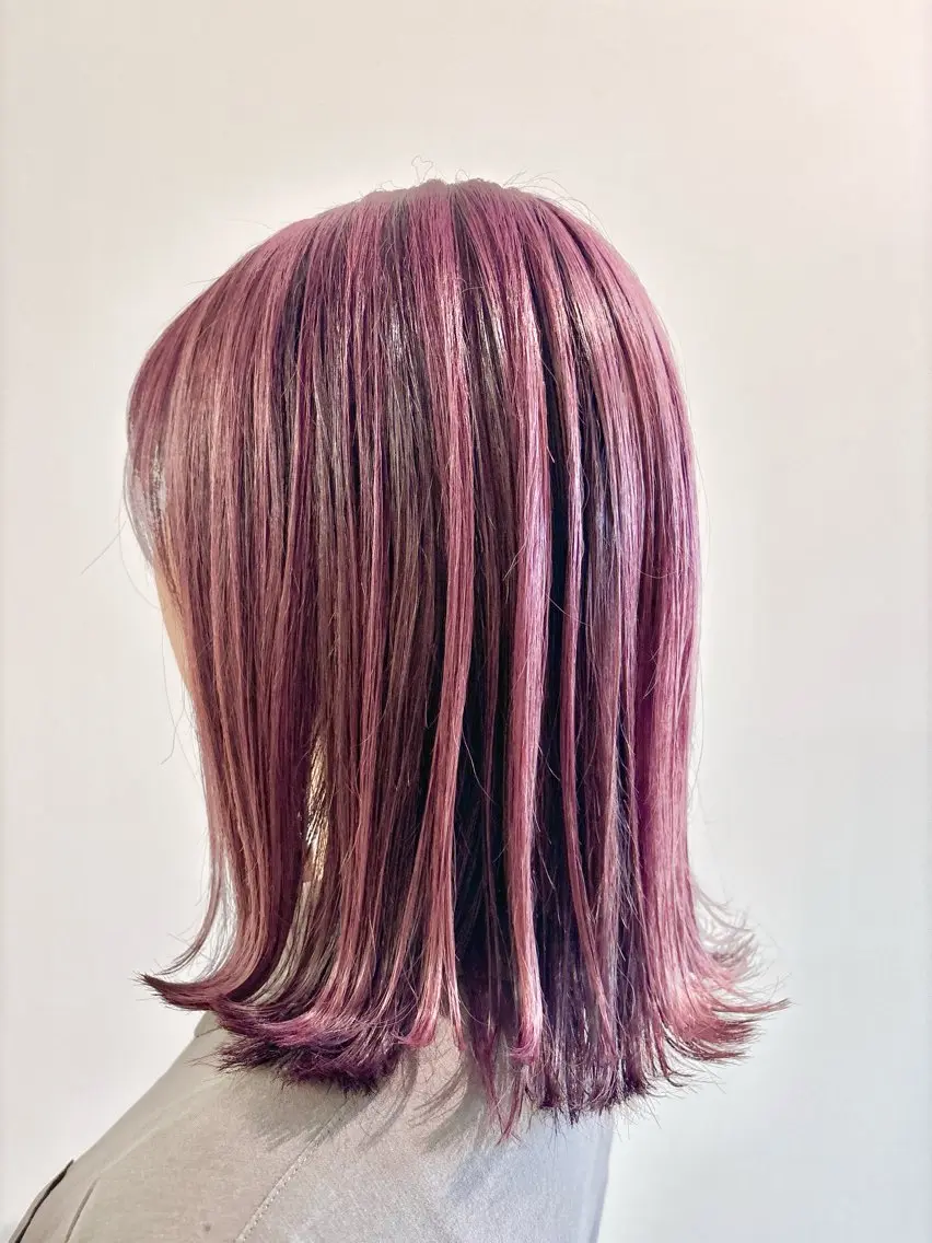 ミディアム カラー 古川 琴美のヘアスタイル