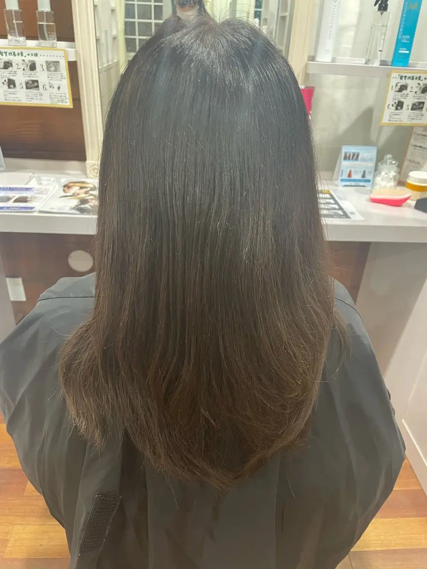カラー 林 瑠唯のヘアスタイル