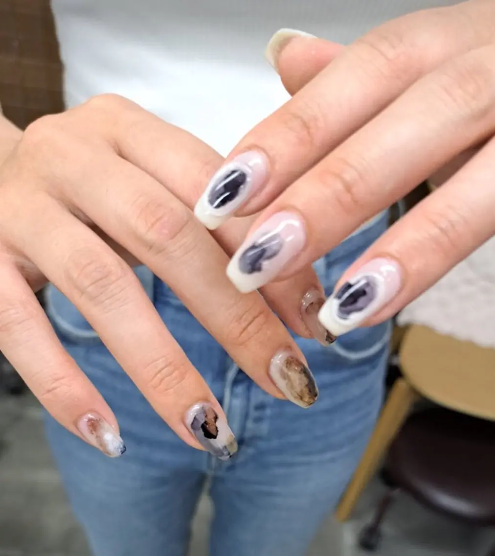 ネイル アートネイル ジェルネイル ニュアンスネイル スカルプネイル nailstudio eviz新宿店のネイルデザイン