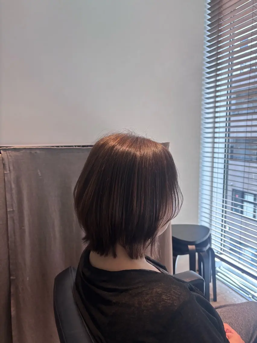 ミディアム 橋本 璃子のヘアスタイル