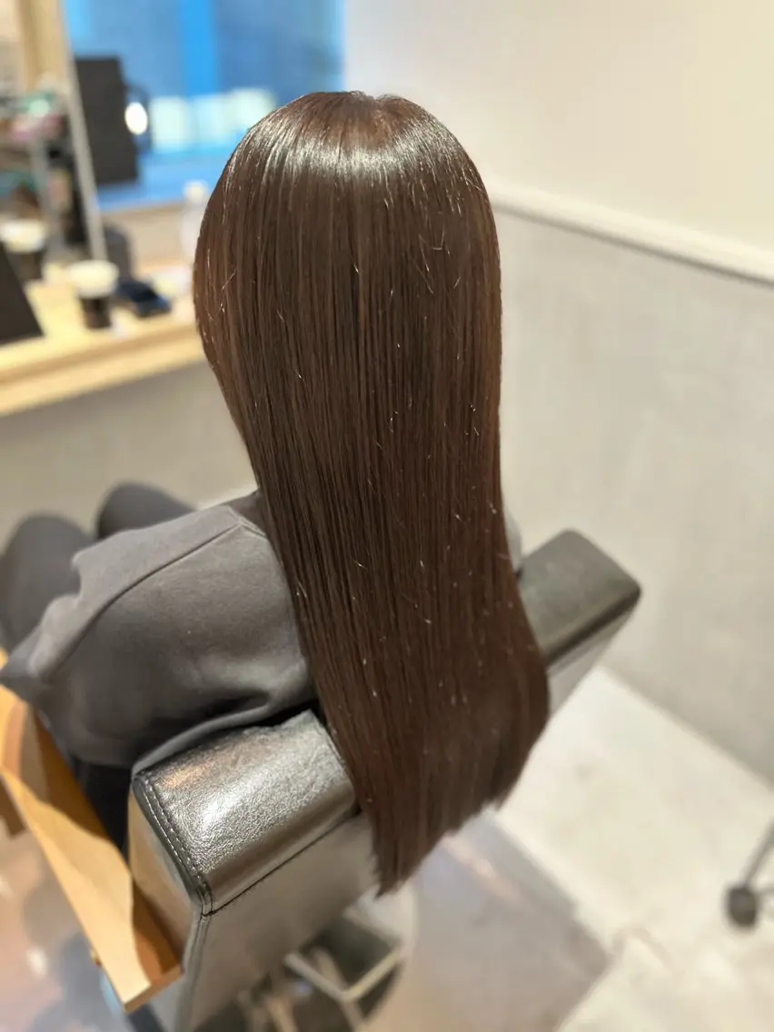 ロング カラー カット ヘアカラー トリートメント 岩倉 諒のヘアスタイル