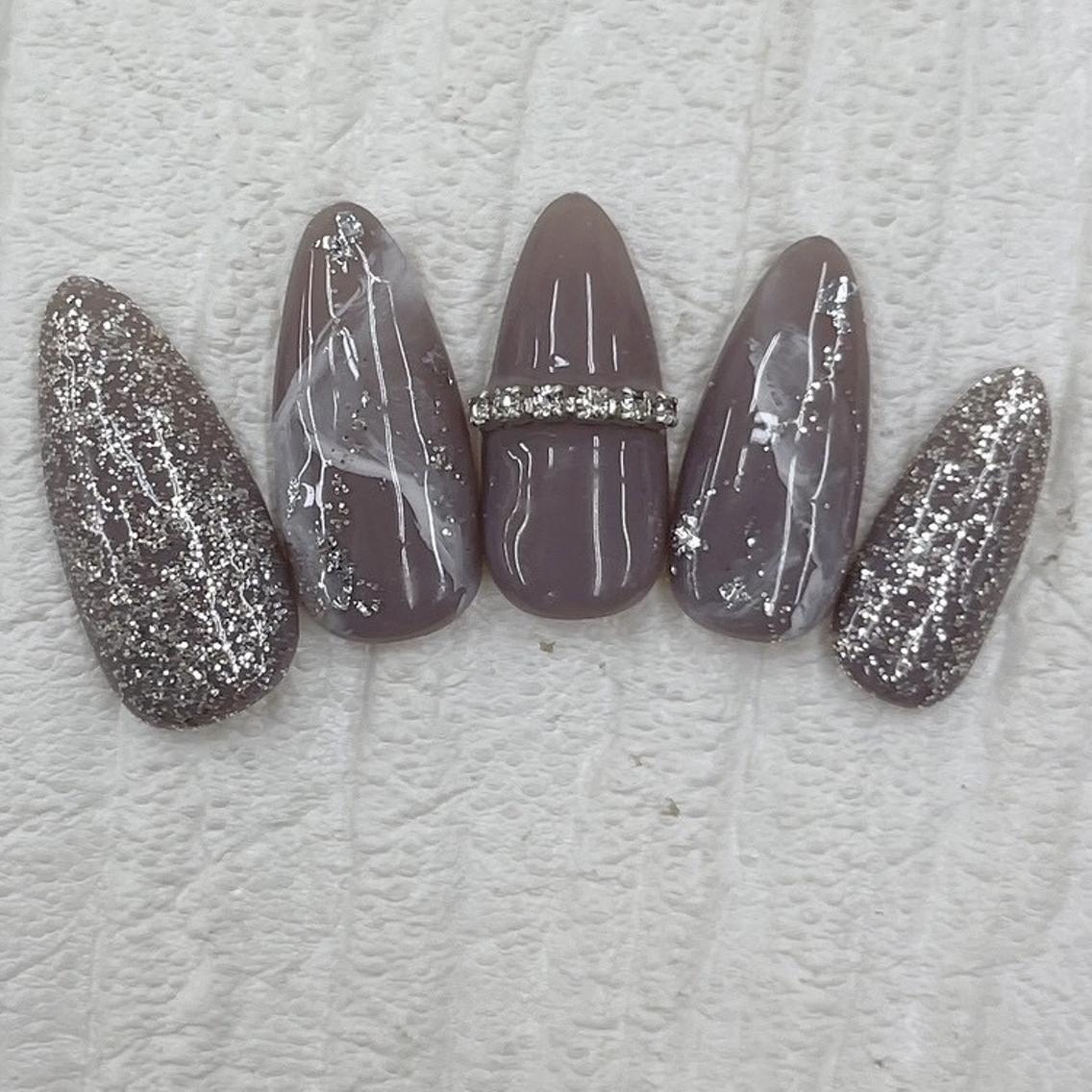 ネイル Nail salon Honey Beeのネイルデザイン