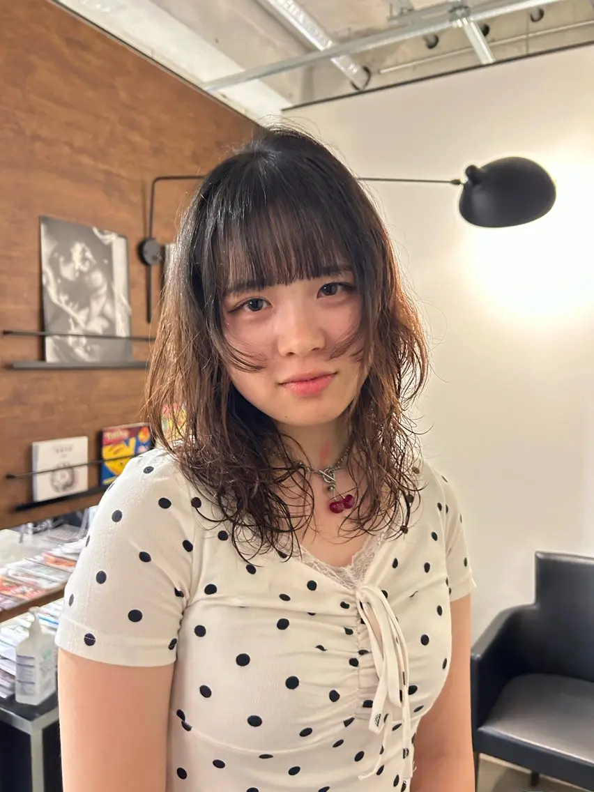 セミロング NanaKo 表参道 レイヤー/ハッシュのヘアスタイル