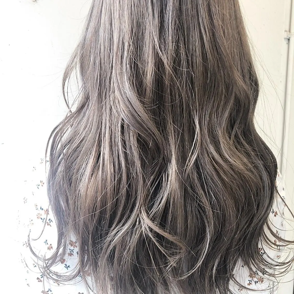 ロング カラー アッシュ アッシュブラウン ブラウンカラー 韓国風ヘア レイヤーカット 💚 nao💚のヘアスタイル