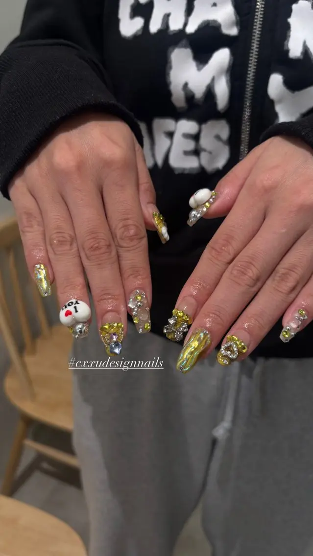 ネイル ハンドネイル 🐬Cxxu° Nail✝️のネイルデザイン