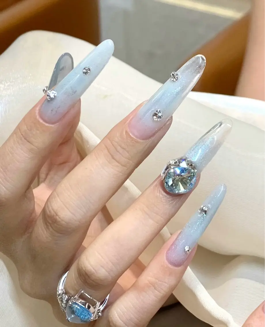 ネイル アートネイル フレンチネイル マグネットネイル ミラーネイル オフィスネイル ハンドネイル Blossom nail_研修のネイルデザイン