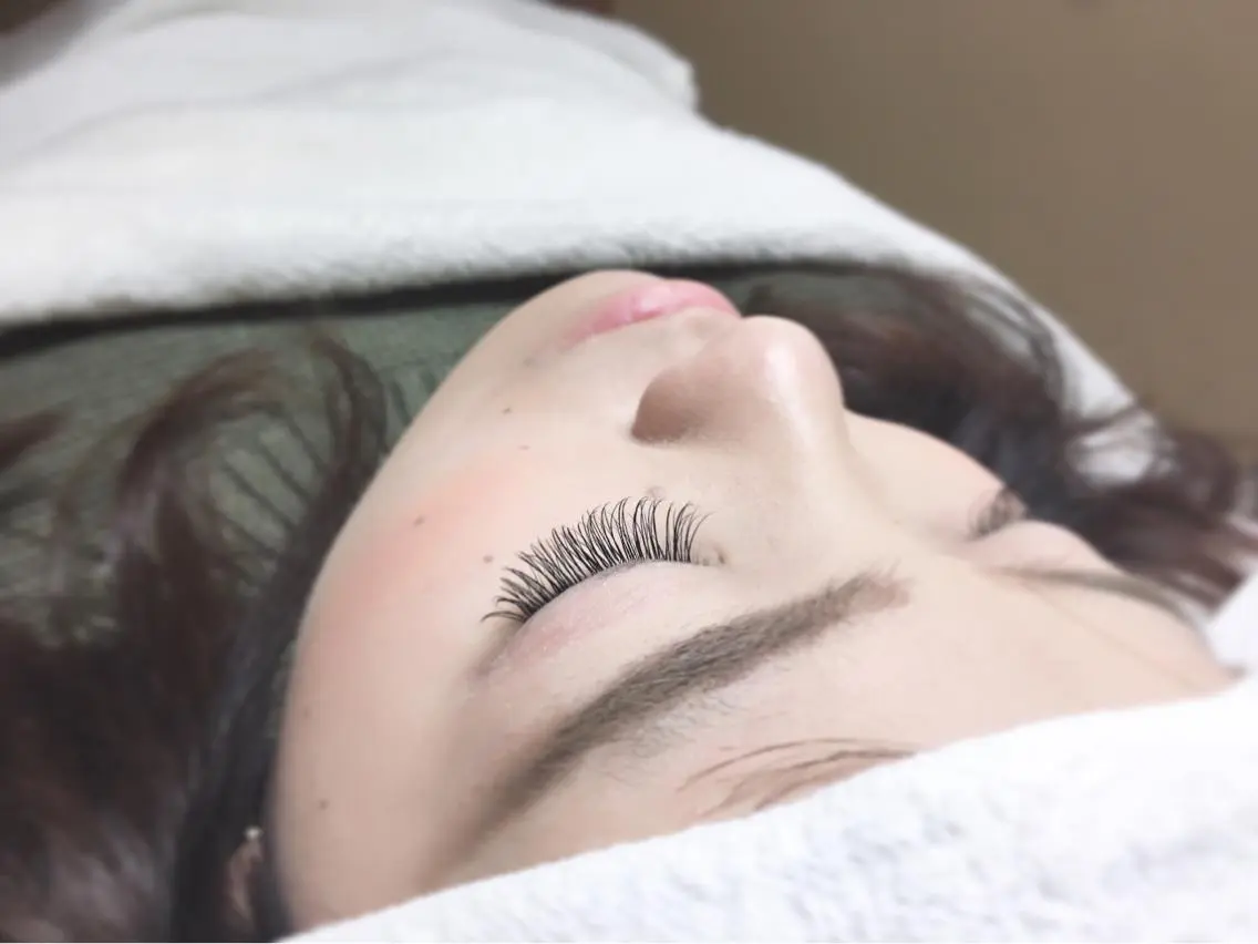 セミロング カラー パーマ ヘアアレンジ メンズ キッズ ネイル マツエク・マツパ マツエク brille ~eyelash~のヘアスタイル