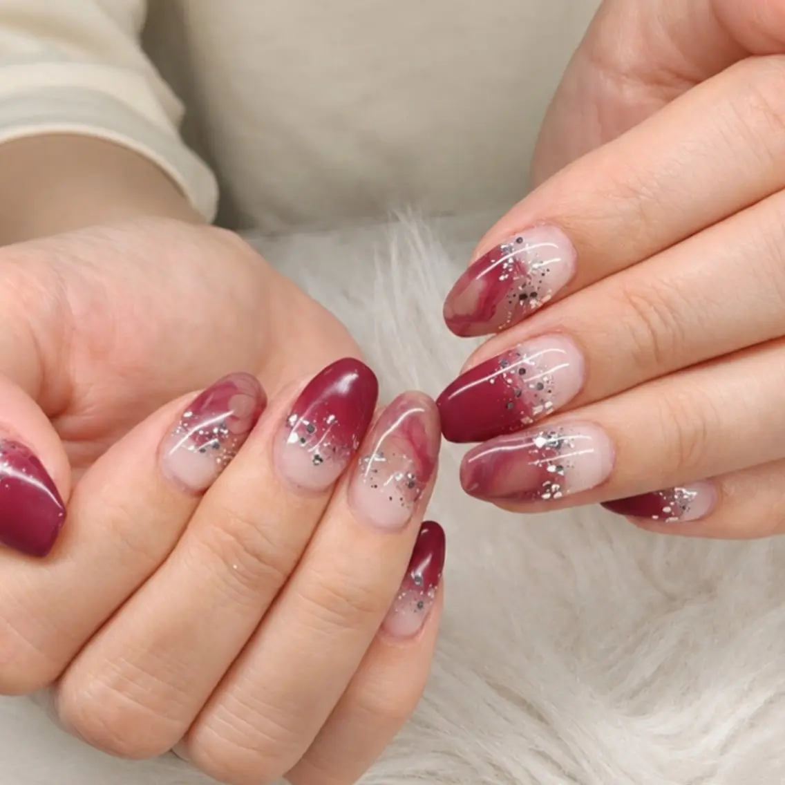 ネイル ボルドー クリアネイル ジェルネイル ラメ(グリッター) ニュアンスネイル ハンドネイル CUREist💅 所沢駅徒歩7分のネイルデザイン