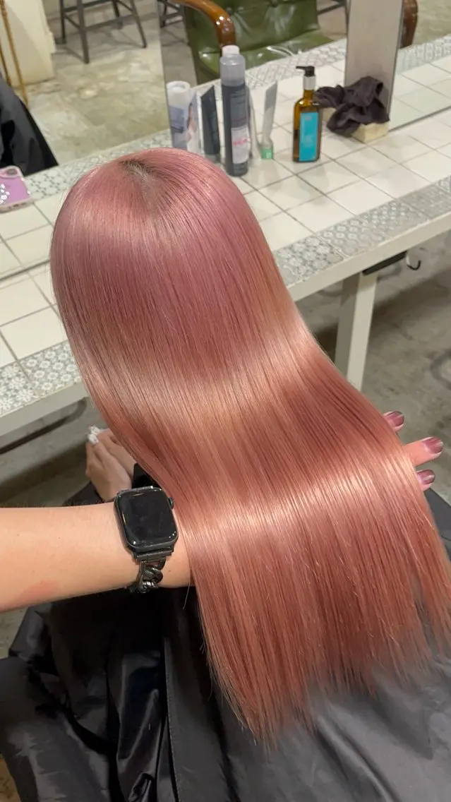 ミディアム カラー ヘアアレンジ ヘアカラー 菅宮 皐のヘアスタイル