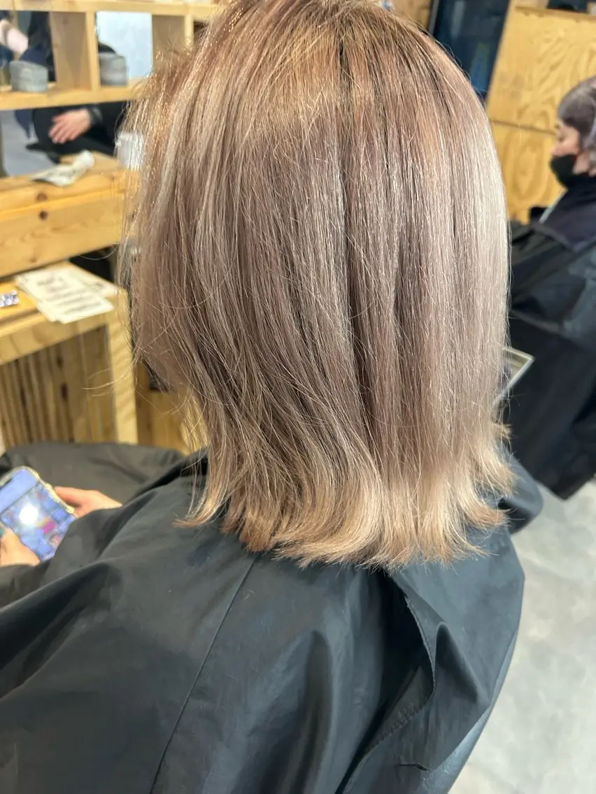 セミロング カラー ヘアアレンジ ヘアカラー トリートメント Sia中野新橋 『JUNYA』のヘアスタイル
