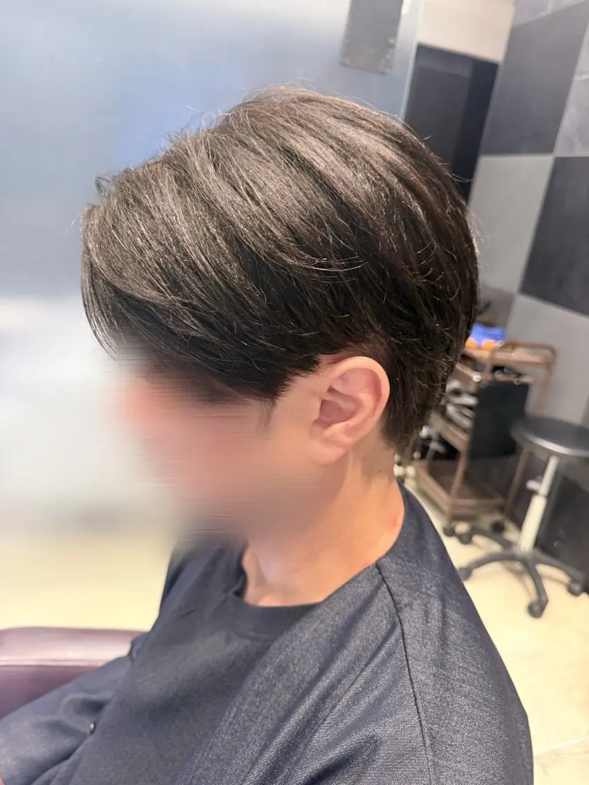 メンズ センターパート 加藤 奈菜のヘアスタイル