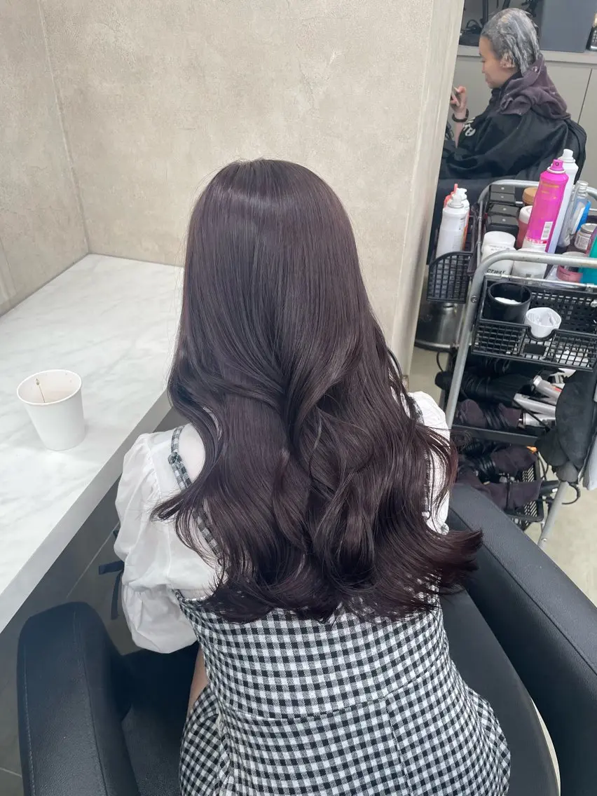 ロング カラー カット ヘアカラー トリートメント 🖤暗髪 | 艶髪 ｜透明感カラー　ゆりのヘアスタイル