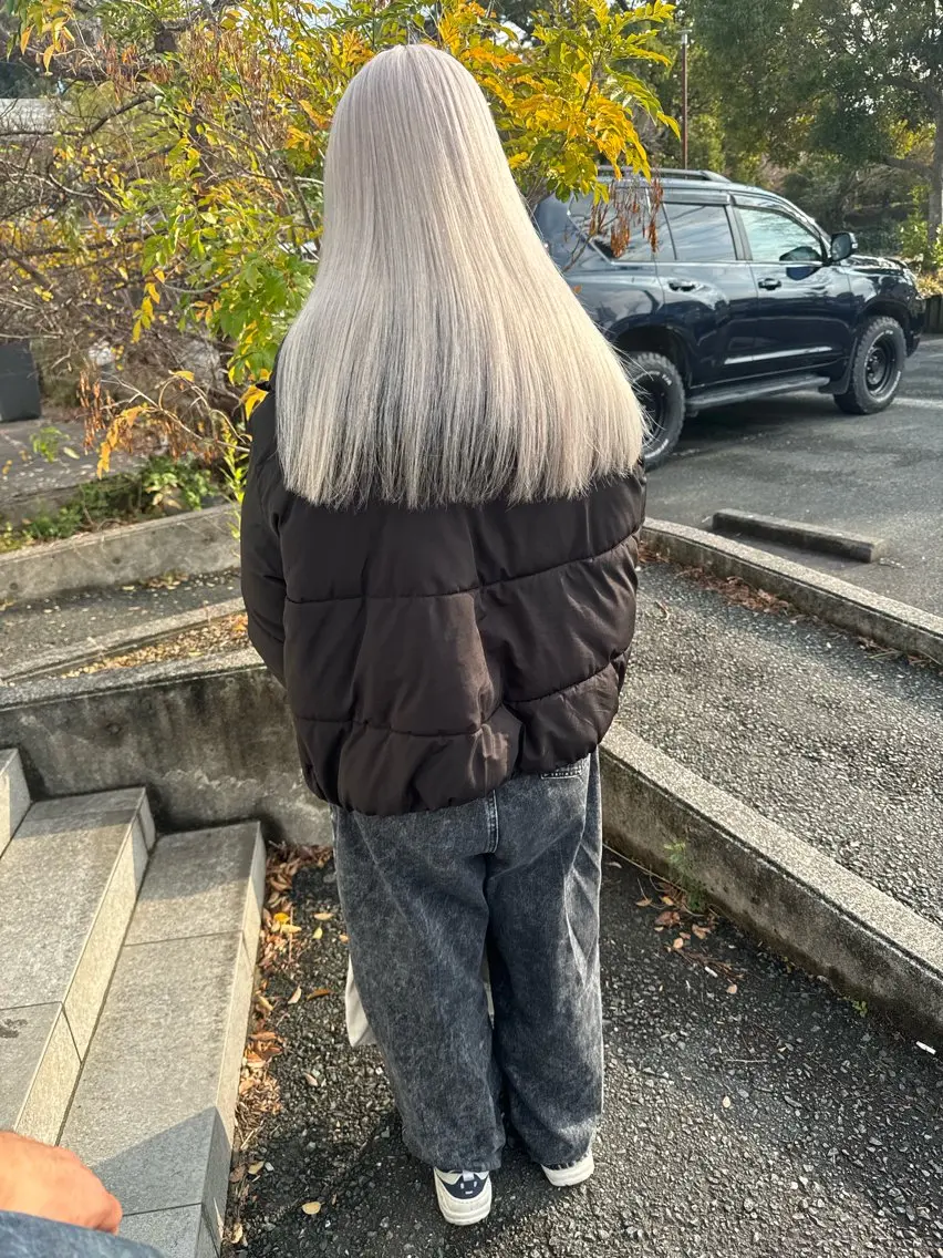 ロング ヘアカラー トリートメント Lit.豊橋 夏目のヘアスタイル