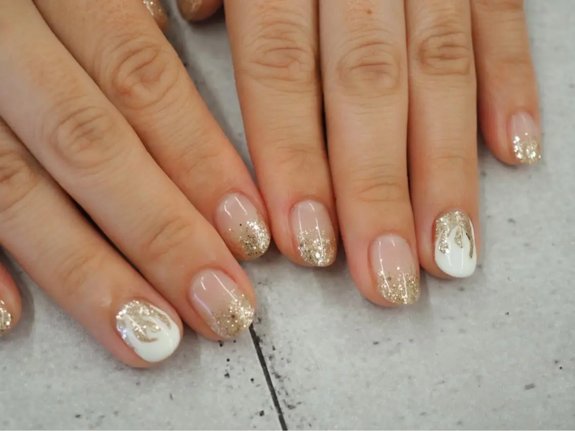【オフあり】ワンカラーorグラデ アート2本コース💅の写真