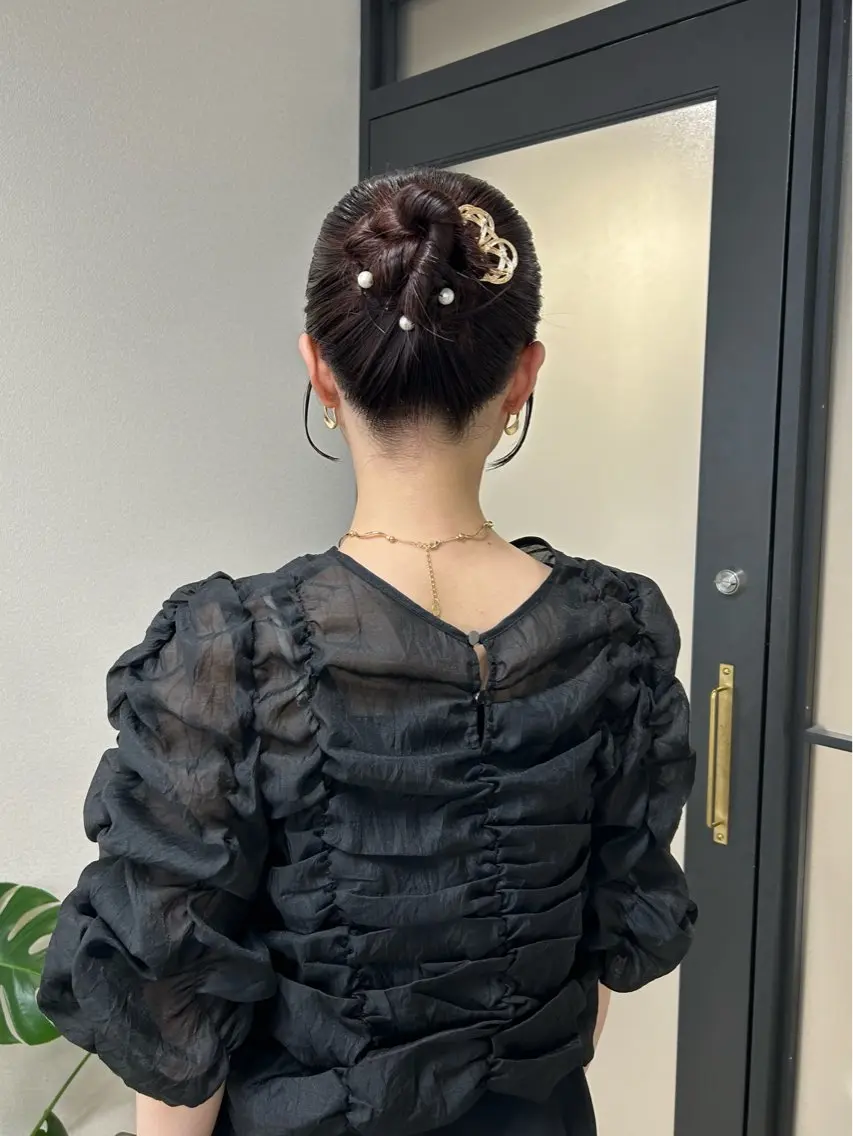 ショート ヘアアレンジ ボブ ヘアセット AKO .のヘアスタイル