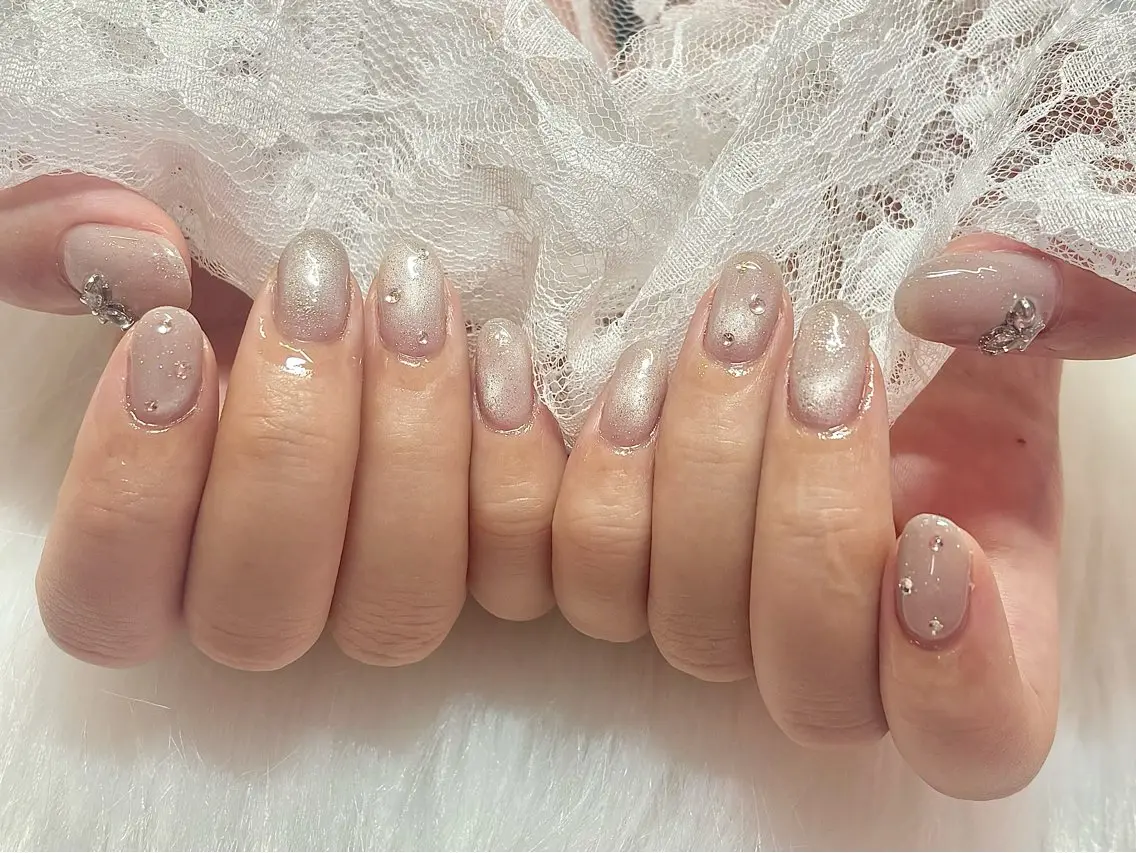 ⚠️当日予約ok⚠️【オフ込シンプルワンホンネイル🎀🫧】の写真