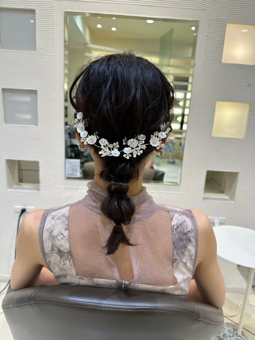 セミロング カラー ヘアアレンジ タイトボブ個性派カラ ーAKANEのヘアスタイル