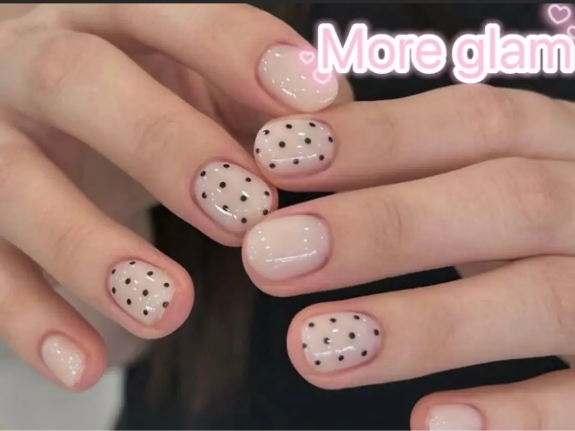 ネイル MoreGlam 新宿東口店のネイルデザイン
