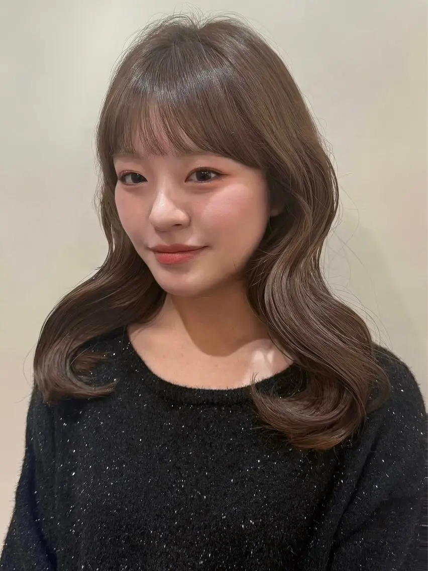ミディアム Minami Yuiのヘアスタイル