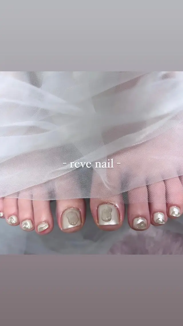 ネイル フットネイル 門真市 三ツ島 reve nailのネイルデザイン
