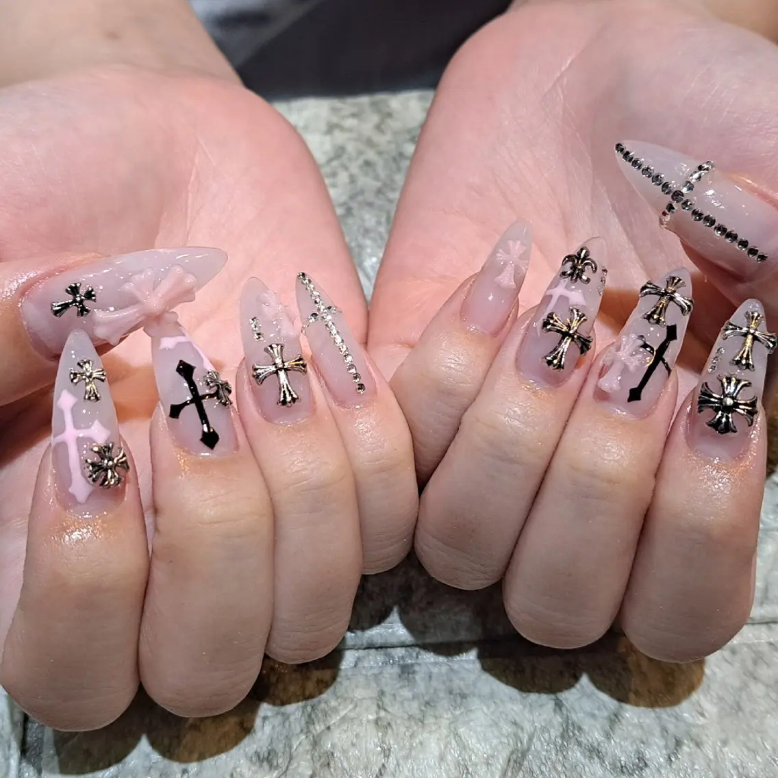 ネイル スカルプネイル RounGe町田店 🧸大谷のネイルデザイン