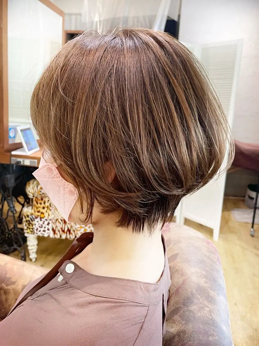 ショート カット ヘアカラー Attirer Kaiのヘアスタイル