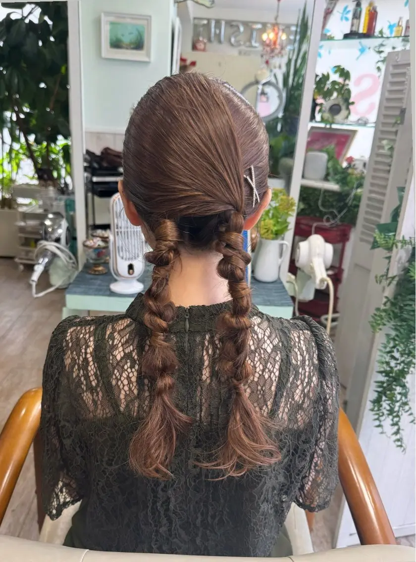ロング ヘアアレンジ 三つ編み 個室サロン🌼万希 ヘアケア/ヘッドスパのヘアスタイル