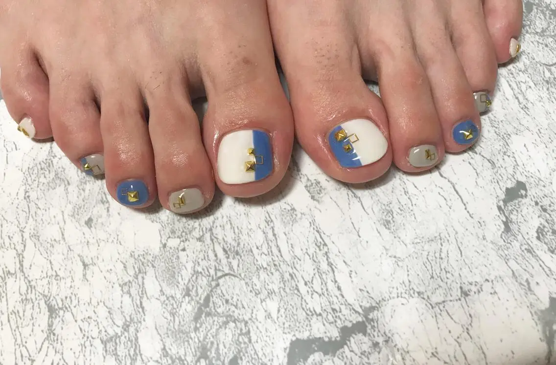 ネイル フットネイル ニュアンスネイル シンプルネイル 春ネイル 夏ネイル nail fufla ♡yamane♡のネイルデザイン